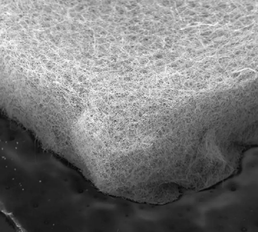 Des électrodes à flux continu rendent l'hydrogène 50 fois plus efficace 2
