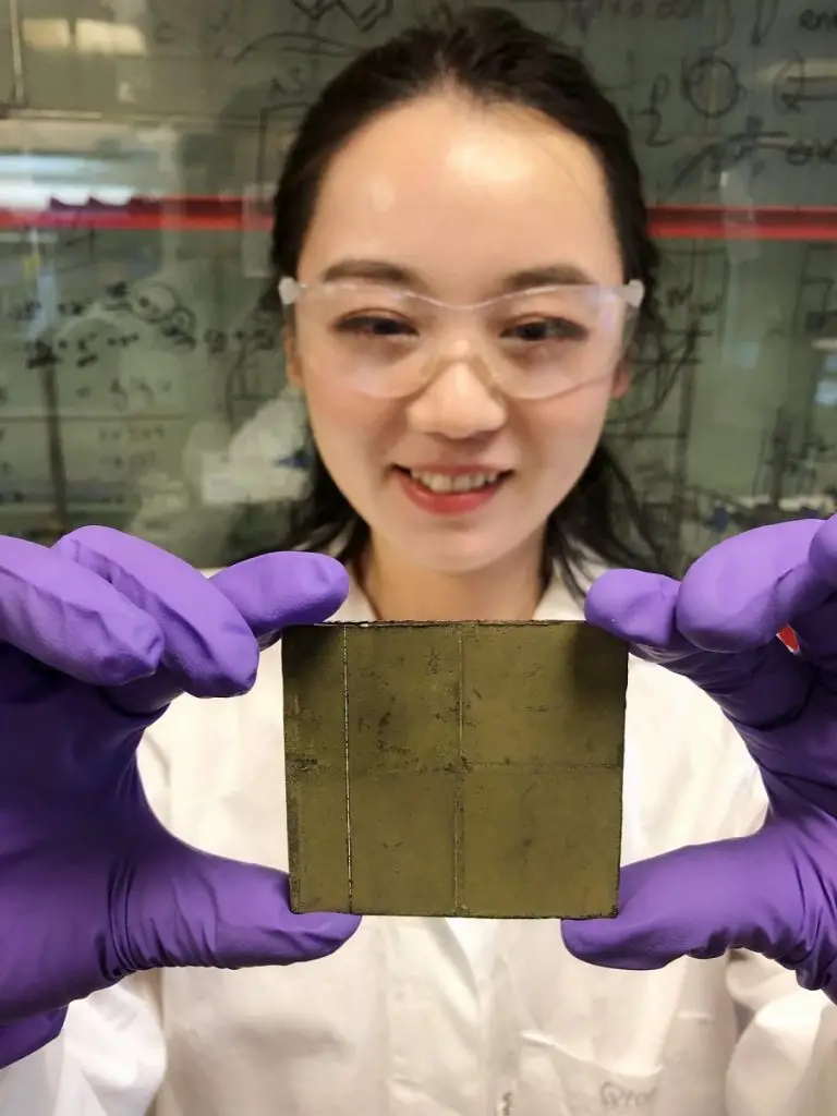 Du carburant propre à partir de la lumière du soleil, du CO2 et de l'eau 2