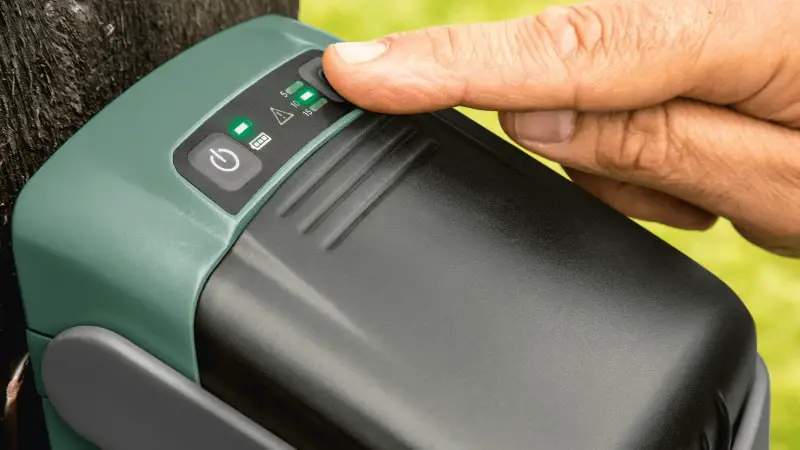 GardenPump 18, une pompe à eau sans fil pour l'arrosage naturel des jardins 4