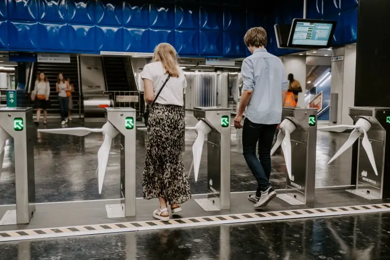 Iberdrola transforme les tourniquets du métro en mini-éoliennes (résultats) 3