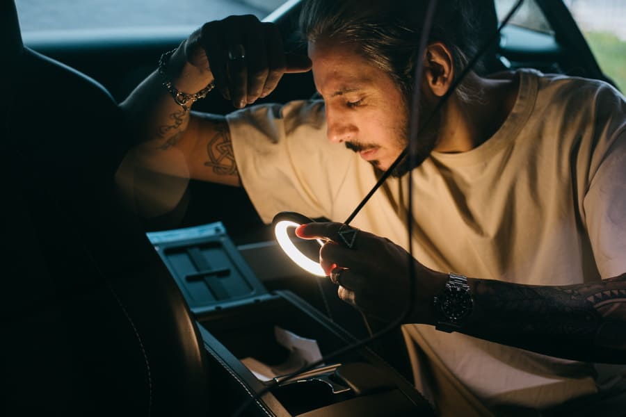 Bily, une lampe design LED utilisable dans toutes les situations 5
