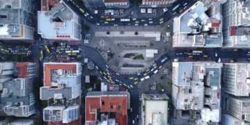 Surveiller et analyser la mobilité urbaine grâce aux drones