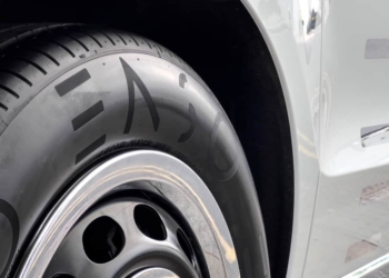 ENSO lance un pneu innovant à tarification au kilomètre pour les taxis électriques