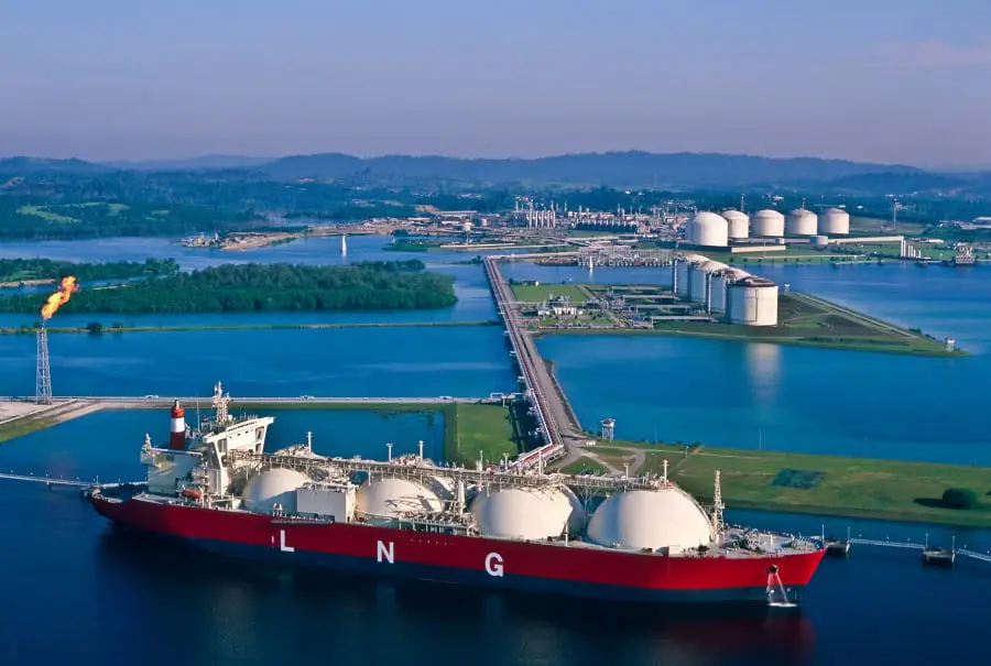 Le plasmalyse, une solution pour décarboner les importations de GNL / GPL