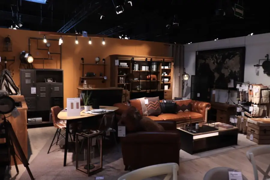 Maisons du Monde chooses the decoration trend - minimalist chic in interior decoration 2 Exhibition of interior accessories from Maisons du Monde