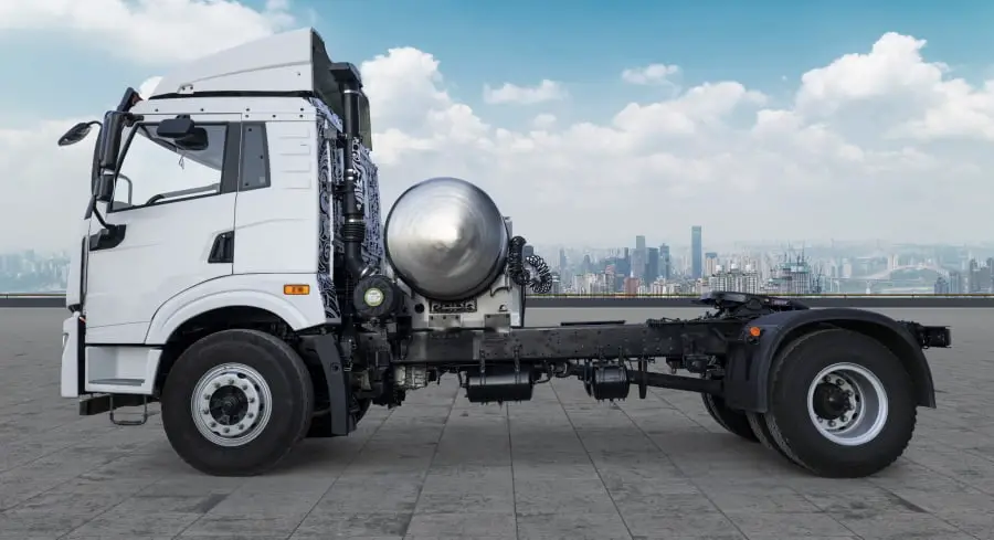 Les 1ers camions au GNL en Inde sortent de la chaîne de production 2