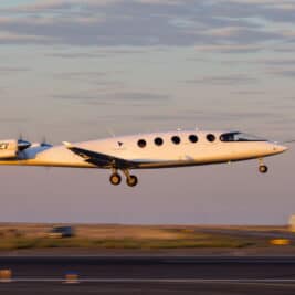 Alice, le 1er avion cargo entièrement électrique, vient d’effectuer son vol inaugural