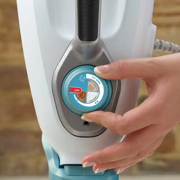 Pour des sols et surfaces impeccables, un balai à vapeur s'impose 11
