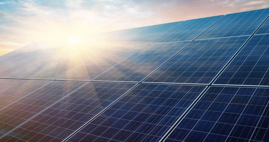 L'énergie photovoltaïque : état des lieux en 2022 2 panneaux photovoltaïques