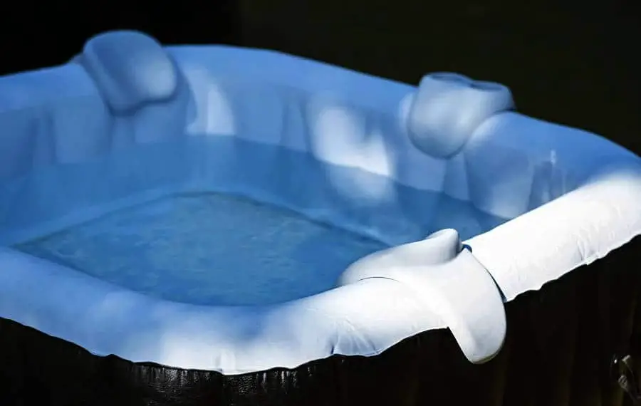 Est-il envisageable de prendre un bain bouillonnant dans son SPA gonflable l'hiver ?