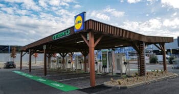 ABB E-mobility équipe les toutes premières E-stations Lidl