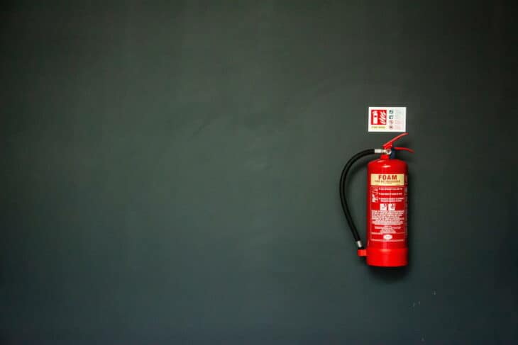 L'extincteur à poudre : un incontournable pour lutter contre les incendies