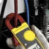 Pourquoi adopter une pince multimètre dans votre boîte à outils ?