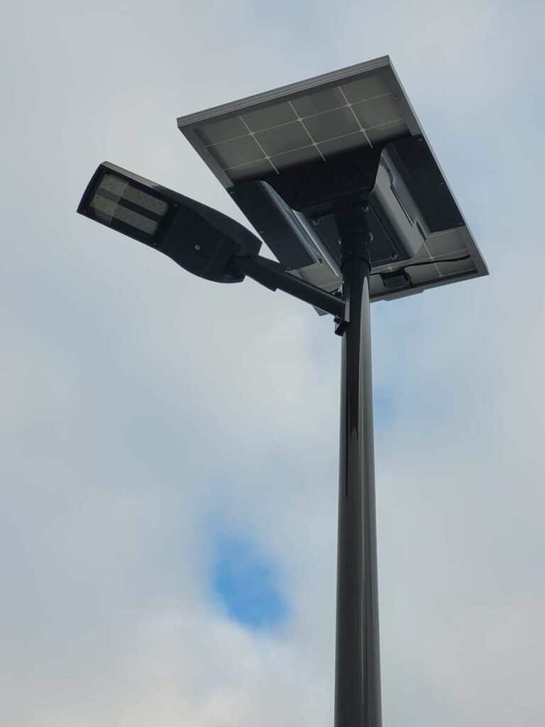 Pour limiter les charges locatives, Saumur Habitat choisi l'éclairage public solaire 2