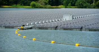 BayWa r.e. développe 2 projets photovoltaïques flottants sur d'anciennes carrières