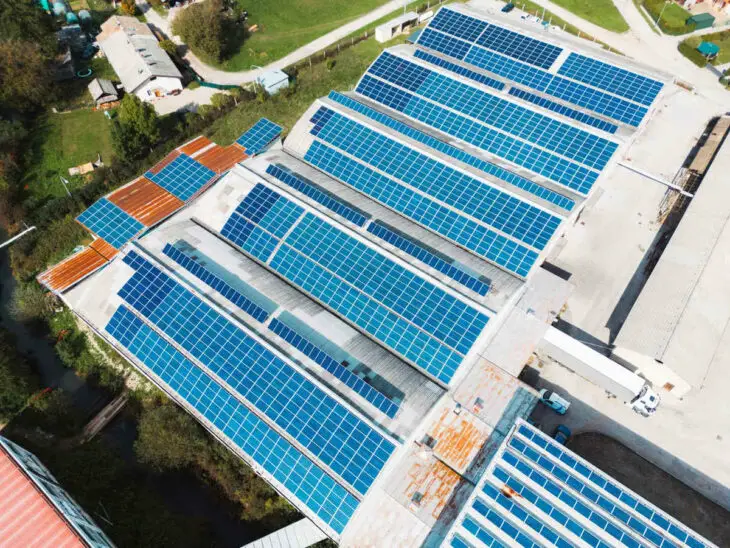 L'énergie solaire peut-elle alimenter 35% des industries américaines ?