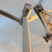 La première des 62 éoliennes installée à Saint-Brieuc