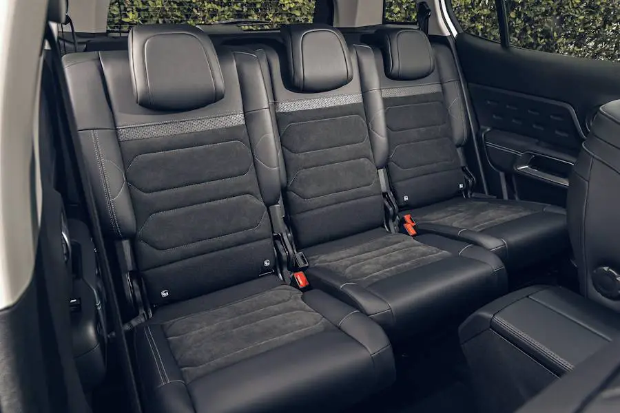 Citroën frappe fort avec son SUV C5 Aircross Hybride 136 8