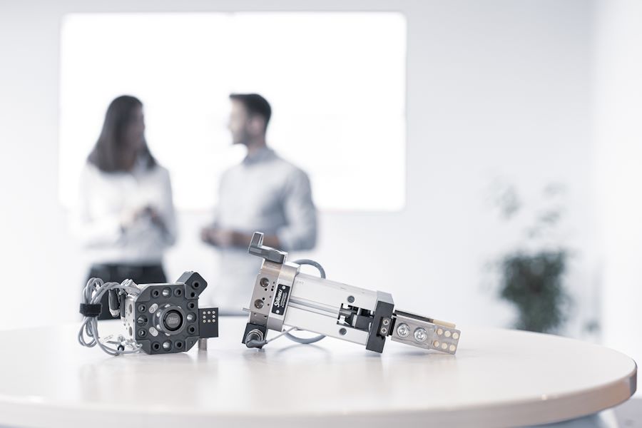 De nouvelles solutions de manipulation de pièces sur mesure pour robots 4 Stäubli Fluid Connectors