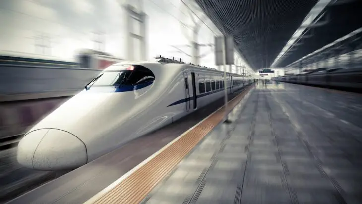 Voyager à 450 km/h : le projet ambitieux de la Chine avec le CR450