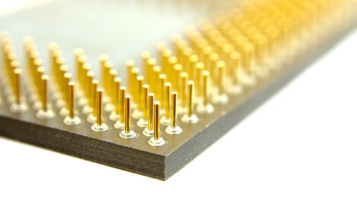 Un transistor ferroélectrique qui stocke et calcule à grande échelle