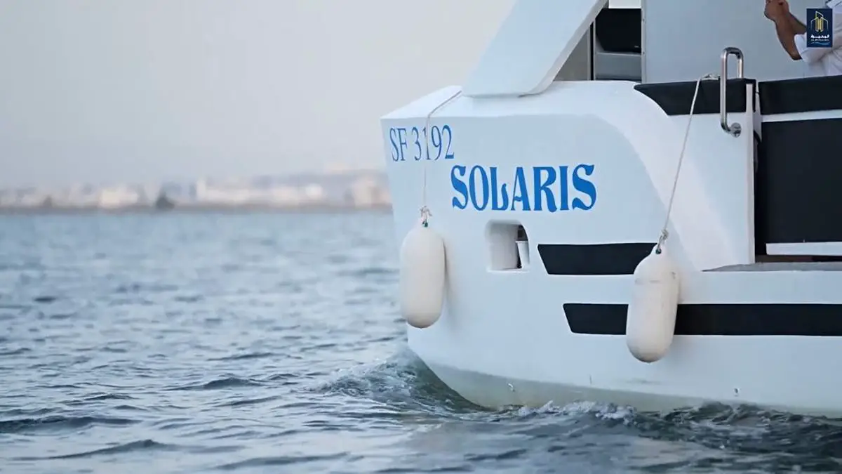 Un bateau 100% solaire sur les eaux tunisiennes