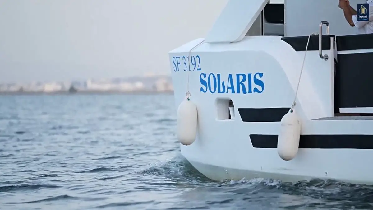 Un bateau 100% solaire sur les eaux tunisiennes - Enerzine