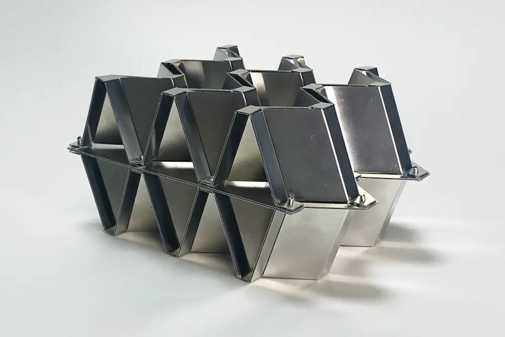 90 kg par mètre carré malgré la légèreté des structures en kirigami 2