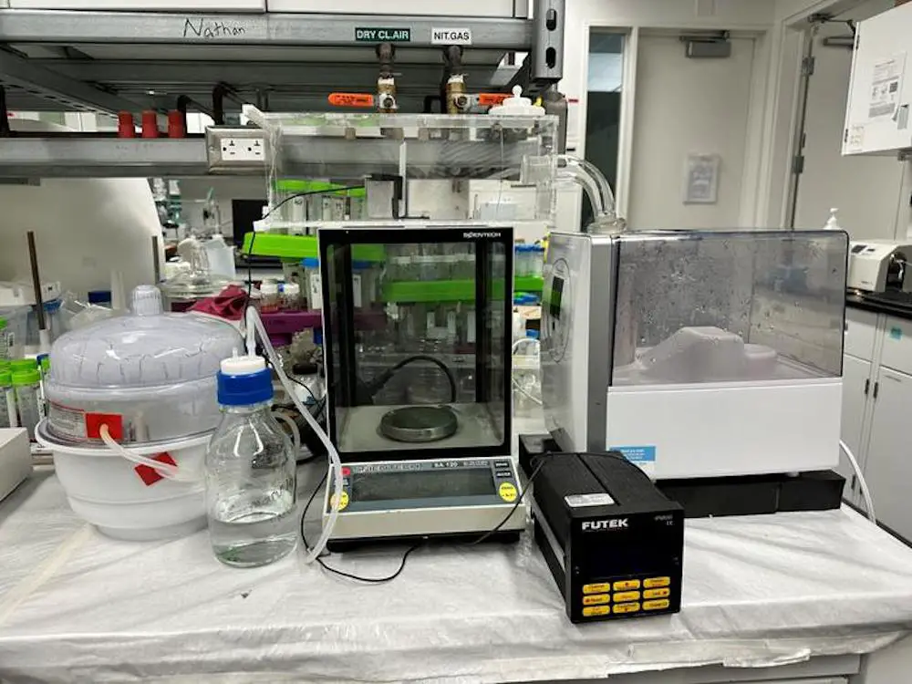 Un chercheur s'inspire des toiles d'araignée pour collecter de l'eau douce à partir de l'air 2