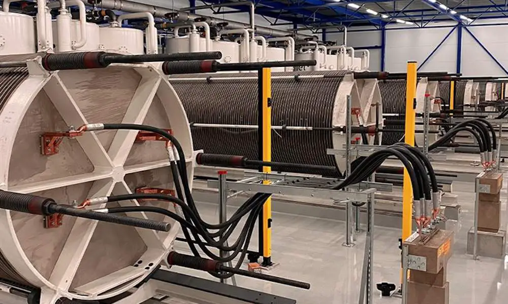 Ovako inaugure la 1ère usine au monde d'hydrogène décarboné pour chauffer l'acier 2