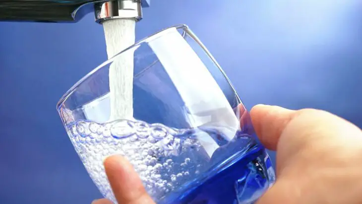 L'eau du robinet pourrait être contaminée par des additifs du caoutchouc