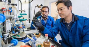 Des chercheurs créent des polymères aux comportements thermiques opposés