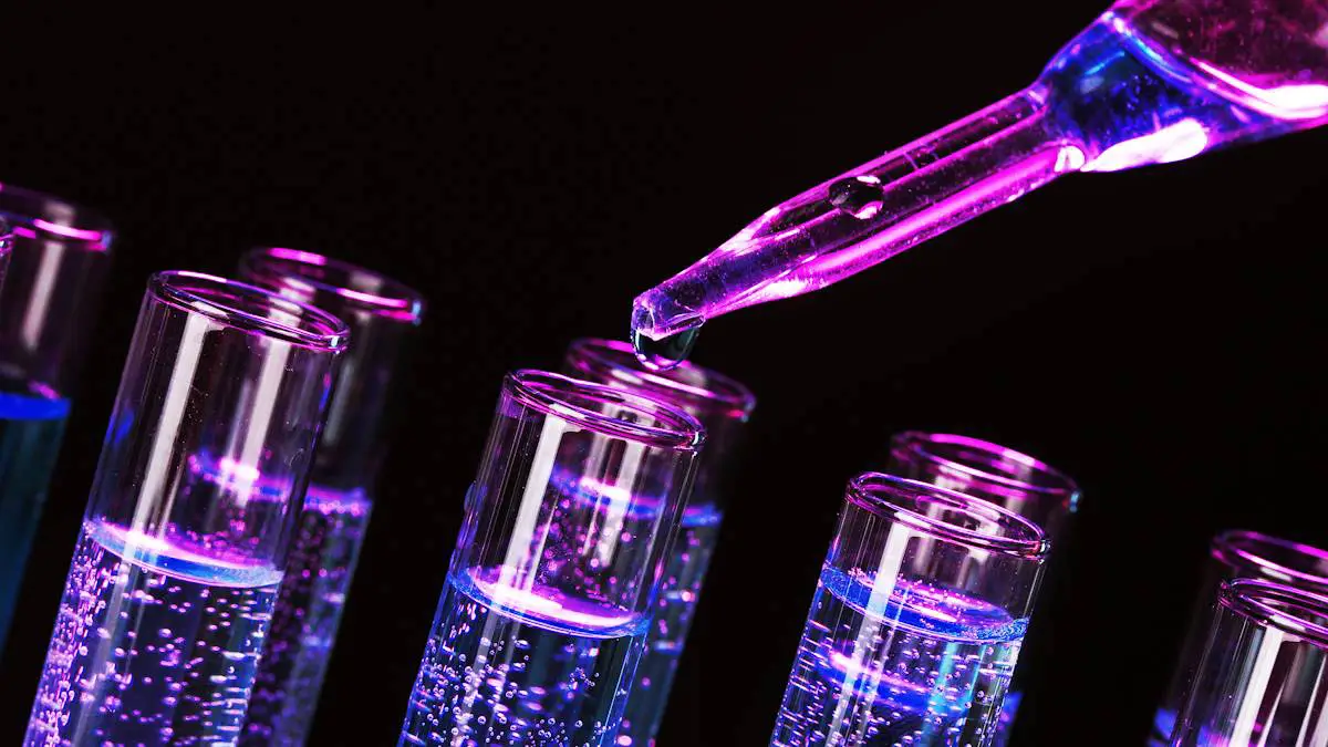 Les liquides dévoilent leurs mystères : une théorie qui change la donne