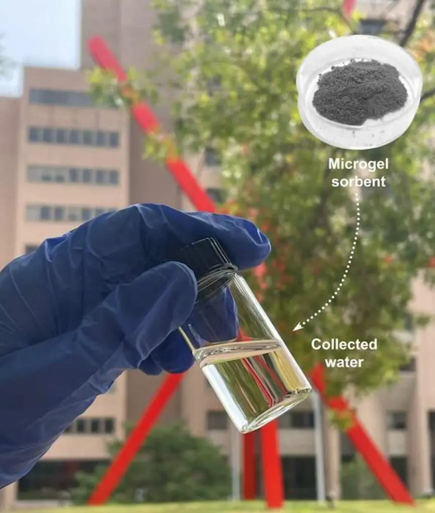 Un hydrogel innovant pour transformer l'air chaud en eau potable 2