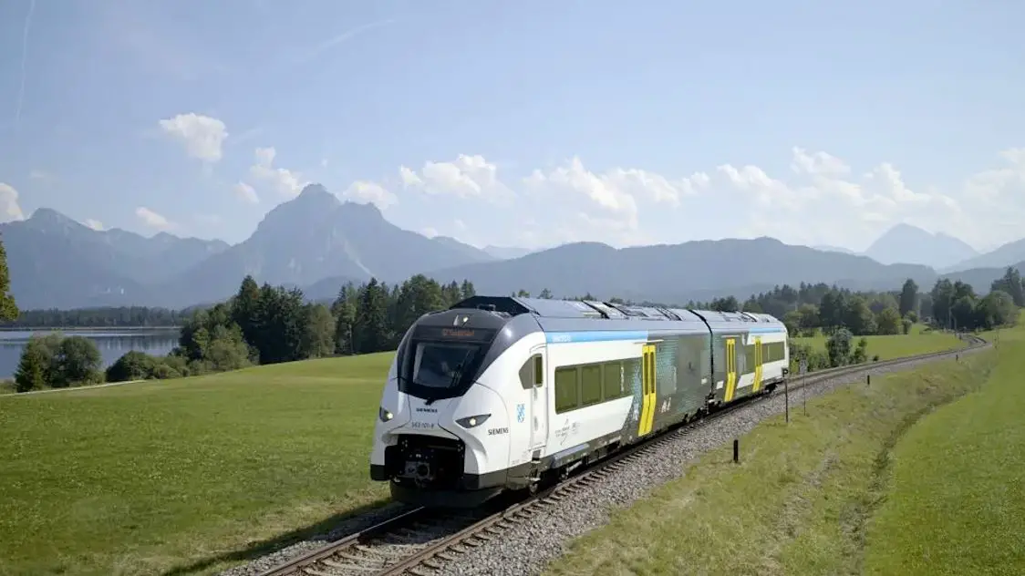 Le Mireo Plus H : 1 200 km d'autonomie pour un train à hydrogène