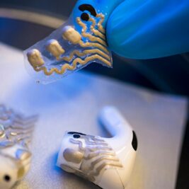 La technologie qui transforme vos écouteurs en outils de surveillance de la santé