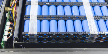 Les polyoxométalates triplent la conductivité des batteries à l'état solide
