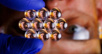 4 000 lentilles microscopiques : une révolution dans le monde de la science