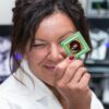 Imiter la rétine humaine, le défi relevé par une biopuce innovante