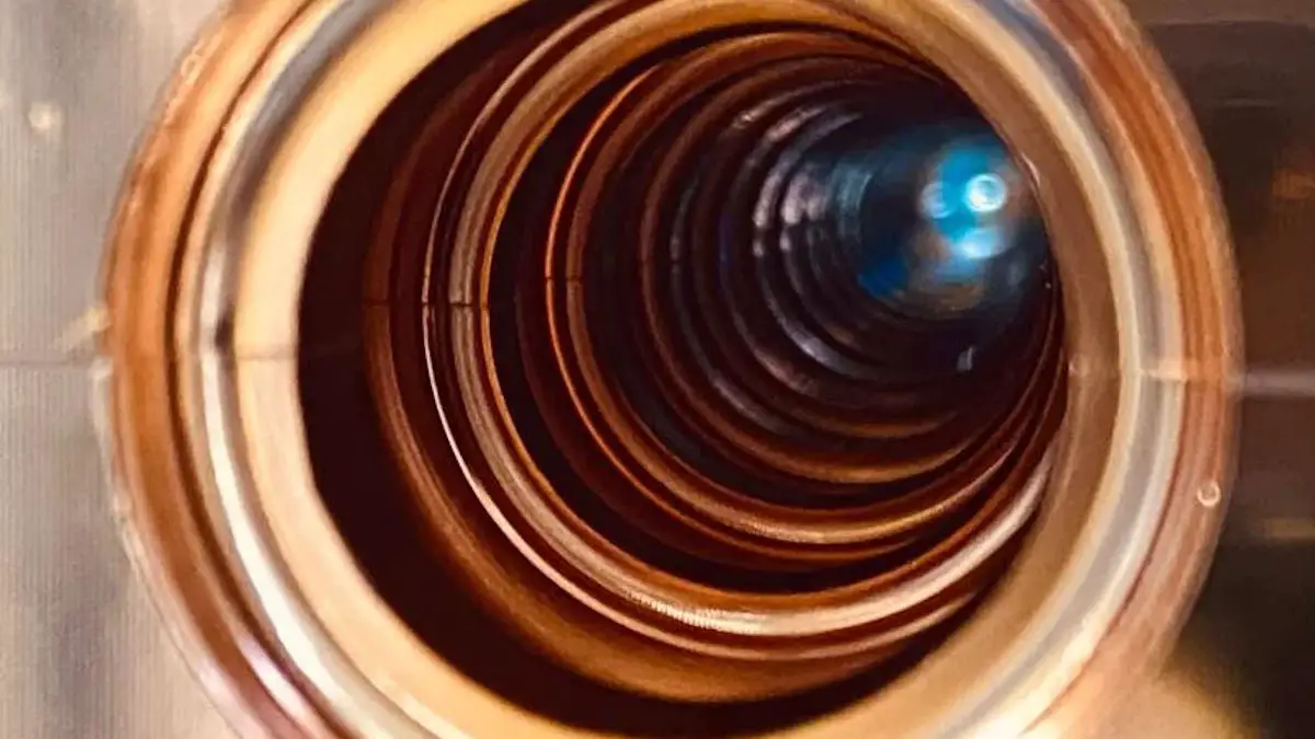 Les physiciens s'interrogent : Peut-on rendre un collisionneur de particules plus économe en énergie ?