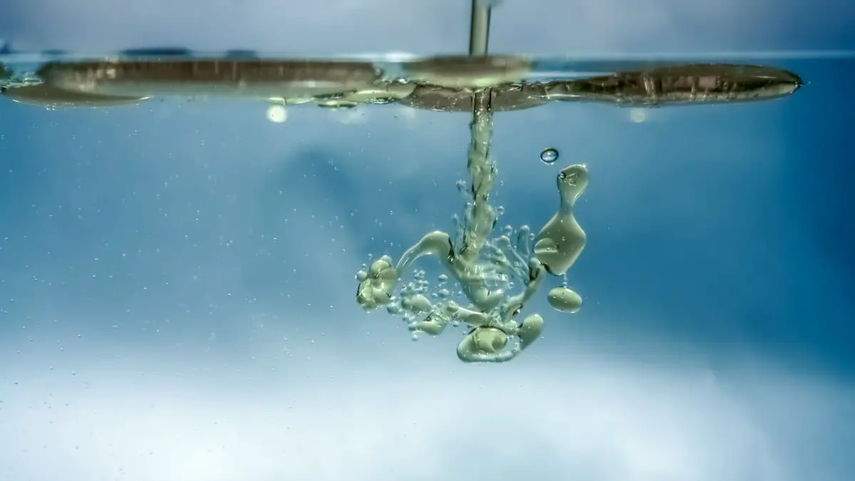 Une nouvelle approche élimine plus de 99% de pétrole dans l'eau