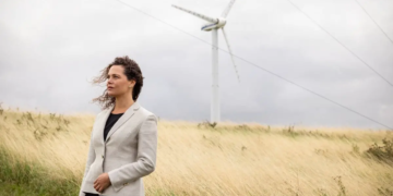 Nous devons mieux comprendre la résistance aux éoliennes et aux cellules solaires