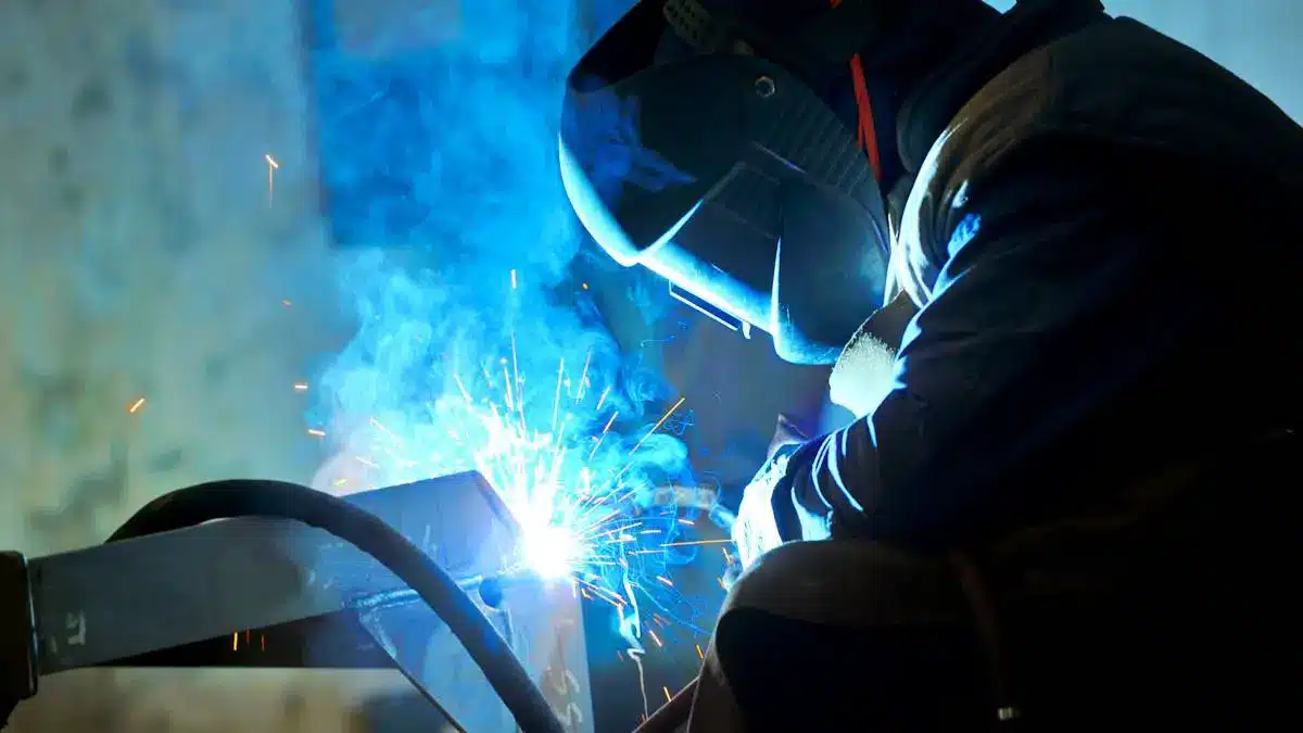 L'importance de l'aspiration, la filtration et la ventilation en milieu industriel