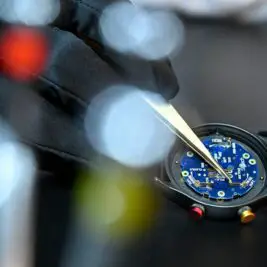 La première montre avec un cœur en silicium est française