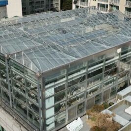 La technologie de serre sur le toit réduit la consommation d'énergie de 20%