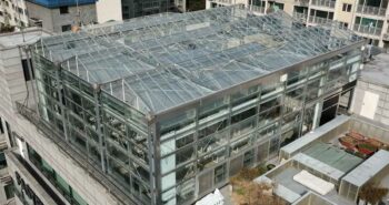 La technologie de serre sur le toit réduit la consommation d'énergie de 20%