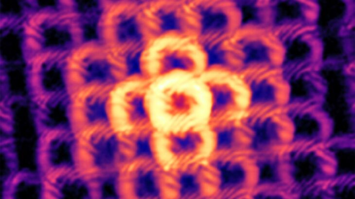 Des faisceaux de lumière en forme de donut pour visualiser le nanomonde
