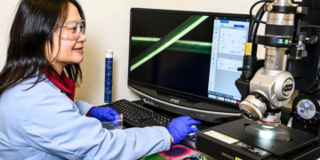 Une seule fibre pour transformer le futur des textiles électroniques