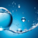 Quand la tension façonne le flux des molécules d'eau