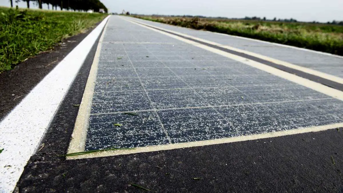 Les Pays-Bas inaugurent des pistes cyclables photovoltaïques